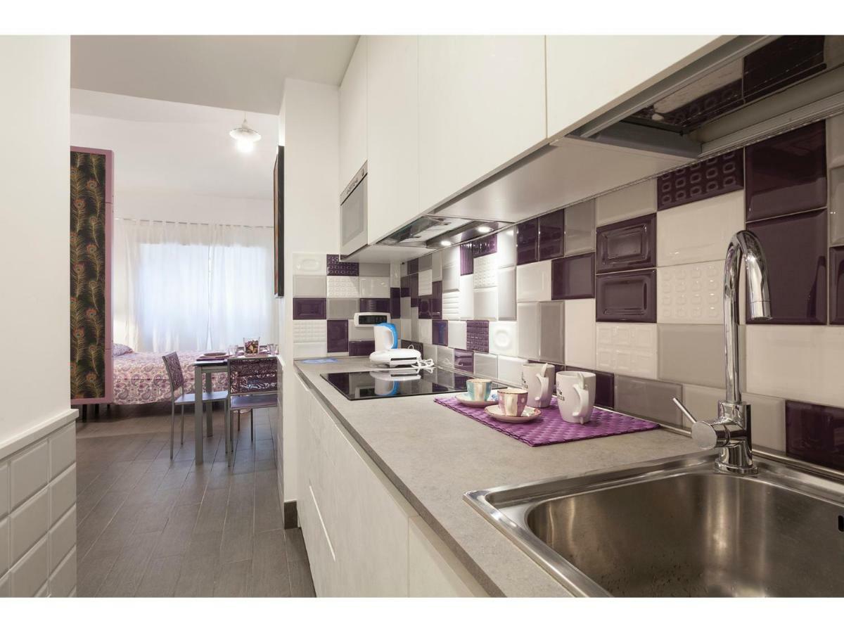 My Purple Apartment In The Center Of Rome Exterior photo